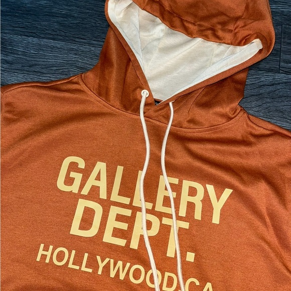 New Model Joggers - Picture 3 of 3